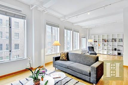 3rd image of 112-114 E 19th St