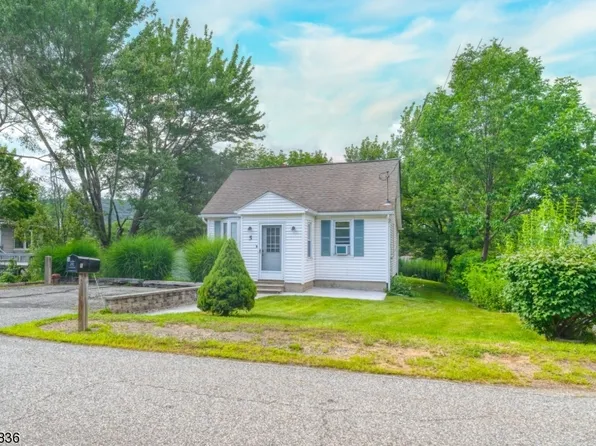 5 2Nd Ave, West Milford Twp., NJ 07480