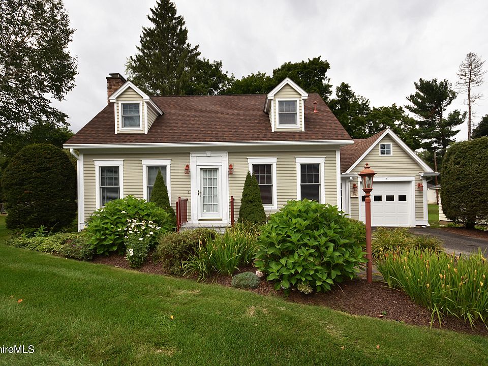 20 Warwick St, Pittsfield, MA 01201 Zillow