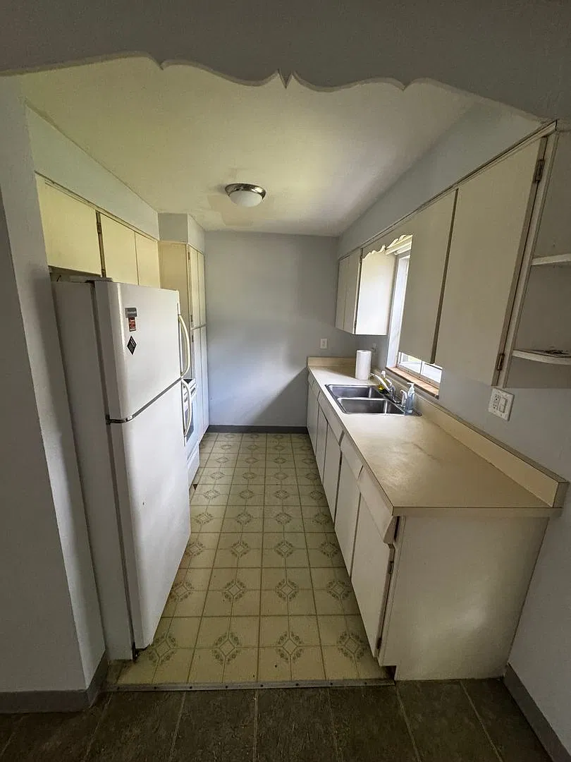Open and inviting home in Eustis! — Photo 3