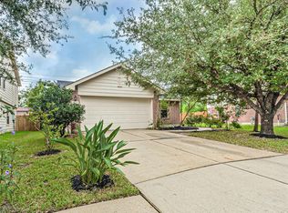 10606 Gold Finch Rd, Baytown, TX 77523