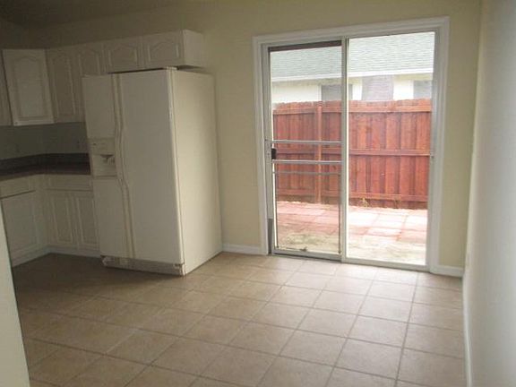 4th image of 684 30th Ave SW