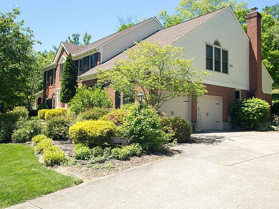 2nd image of 6636 Wyndwatch Dr