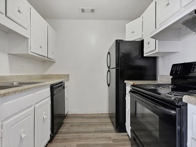 5501 N University Club Blvd — Photo 22