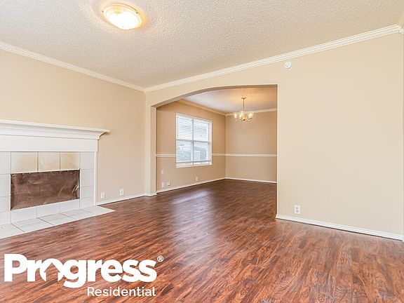 2nd image of 166 Hunter Dr