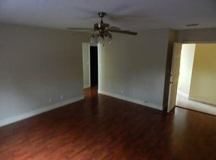 920 NW 201st Ave, Pembroke Pines, FL 33029