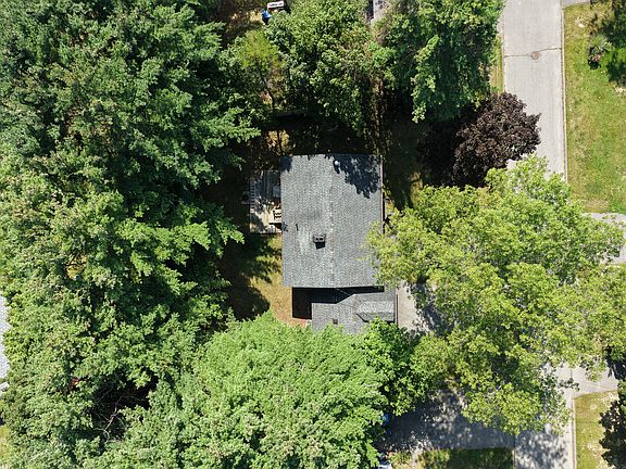 5th image of 7 Pinewood Street