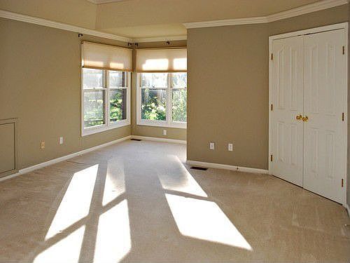 5th image of 4951 Saint Andrews Ct