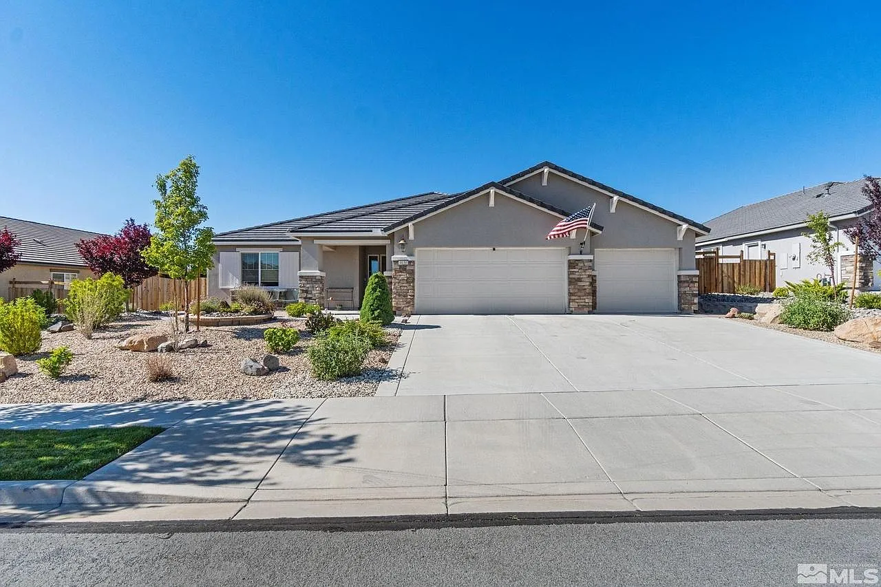 4030 Wisdom Dr photo 1