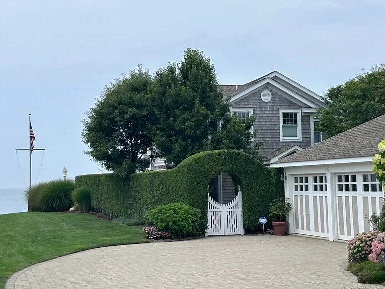 25 W Shore Dr — Photo 8