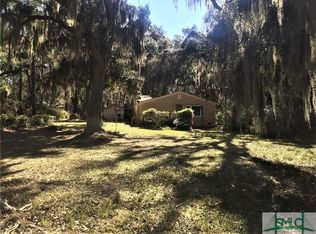 517 Rose Dhu Rd, Savannah, GA 31419