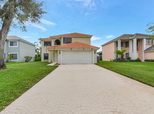 6828 Alden Ridge Dr, Boynton Beach, FL 33437