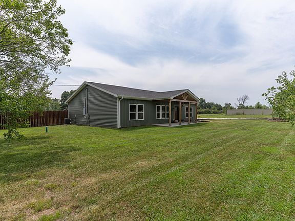 2nd image of 2924 E Benson Rd