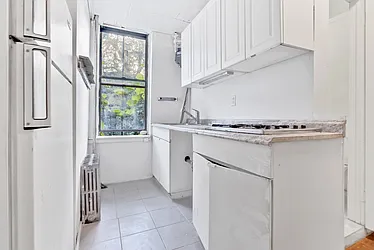 Rented by Brownstone Property Group