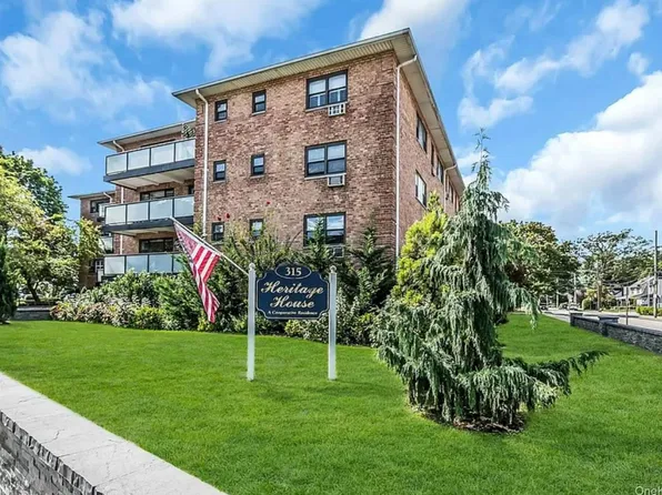 315 Atlantic Ave, East Rockaway, NY 11518