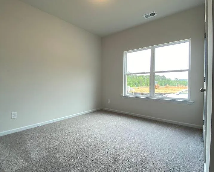 308 Sycamore Dr — Photo 14