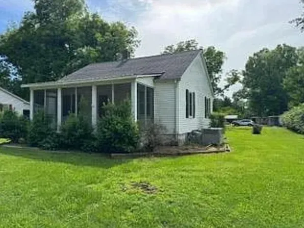 209 Carroll St, Mc Kenzie, TN 38201