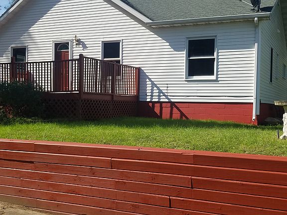 3rd image of 217 Minch St