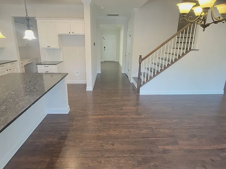 4637 Collingham Dr — Photo 3