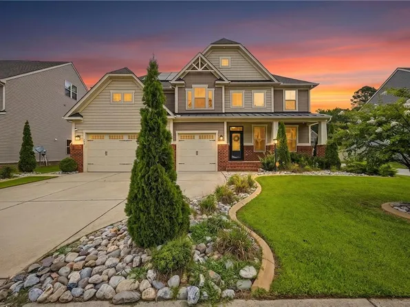 204 Patriots Walke Dr, Suffolk, VA 23434
