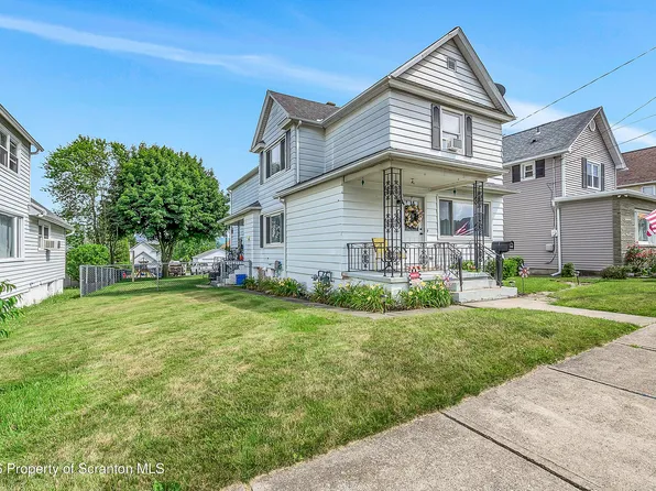 716 Laurel St, Dickson City, PA 18519