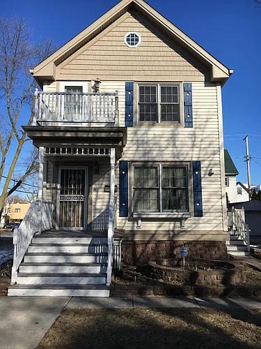 2446 N Cramer St #LOWER Photo 1