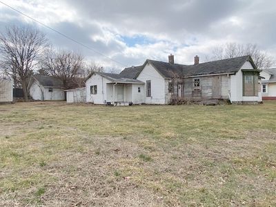 1404 Madison Ave, Charleston, IL, 61920