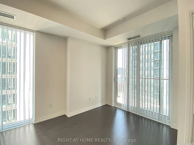 8 Widmer St #2205 — Photo 15