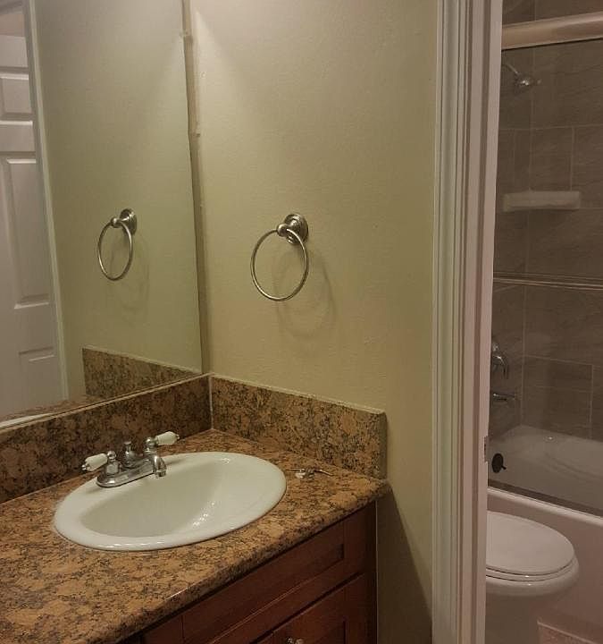 2nd image of 830 N El Molino Ave APT 36