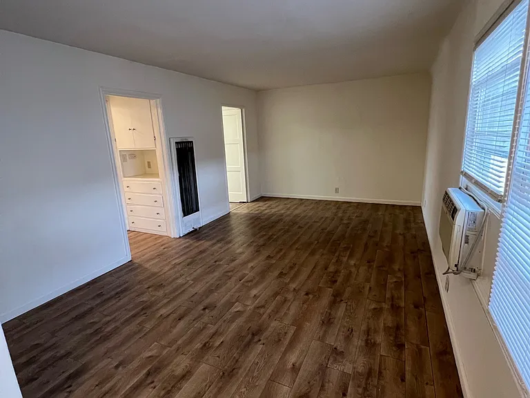 2430 O St #0 — Photo 6