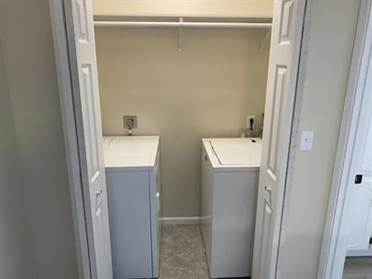 159 Riverview Dr #1 — Photo 17