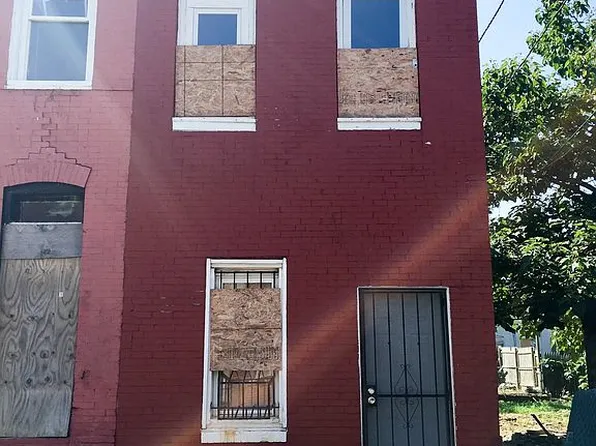 2001 Ellsworth St, Baltimore, MD 21213