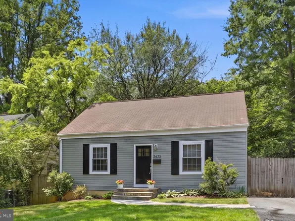 2828 W George Mason Rd, Falls Church, VA 22042