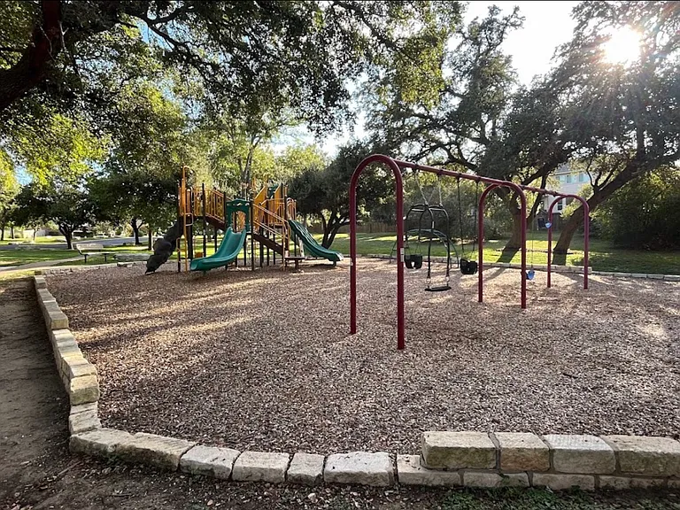 1806 Paradise Ridge Dr — Photo 35