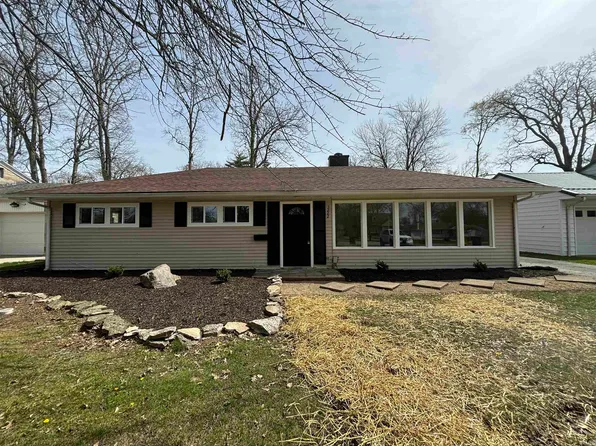 3222 River Forest Dr, Fort Wayne, IN 46805