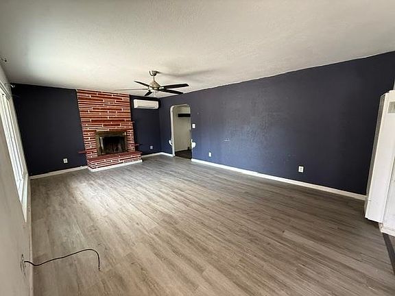 4th image of 1148 Cedar St