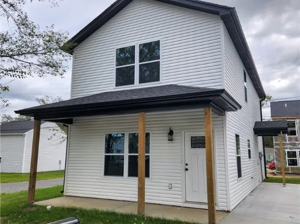 303 Fairfield Drive, Charlestown, IN 47111