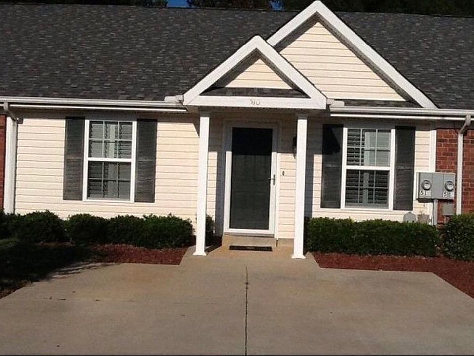 1st image of 510 W Edgecliff Lane