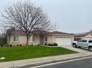 5202 Mar Grande Dr, Bakersfield, CA