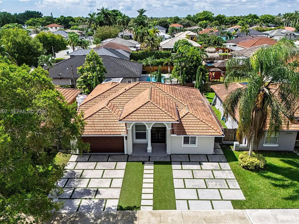 15932 SW 101st Ter