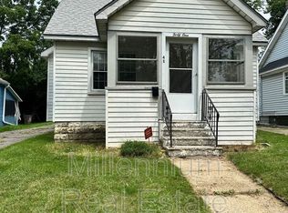 41 E Colgate Ave, Pontiac, MI 48340