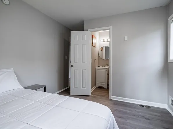 (undisclosed Address), Riverdale, GA 30296