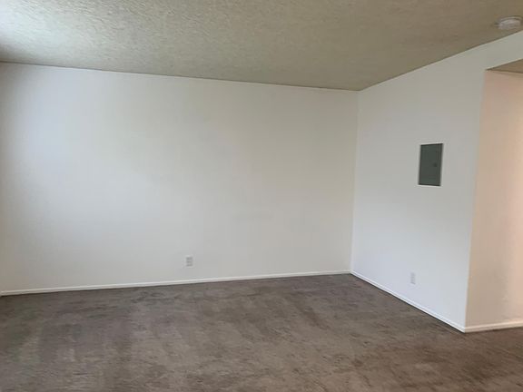 4th image of 125 E Avenue 32 #B