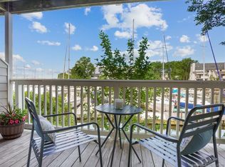 123 Harbor Dr APT 311, Stamford, CT 06902