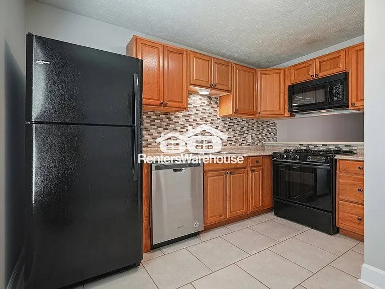 1822 Cumberland Valley Pl SE — Photo 8