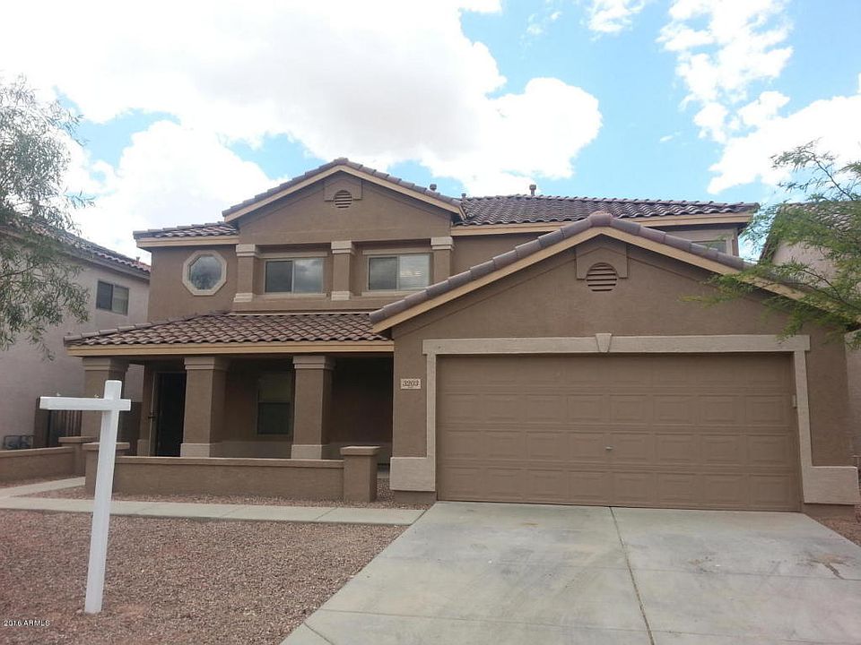 1st image of 3203 W Molly Ln