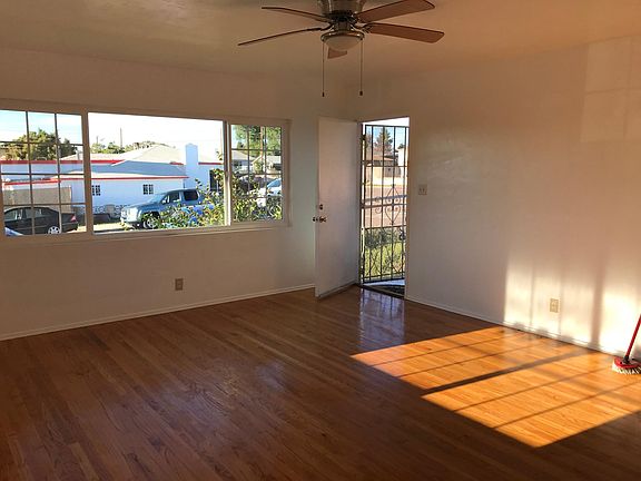3rd image of 2138 E 5th St