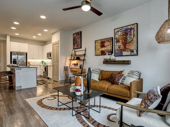 Alexan Braker Pointe