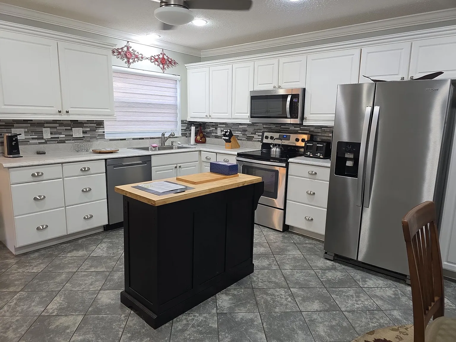 2 bed, 2.0 bath, 1140 sqft, $1,600 — Photo 4