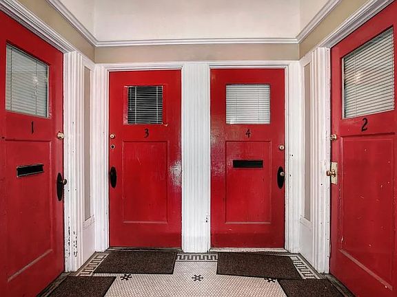 3rd image of 715 17th St APT 2
